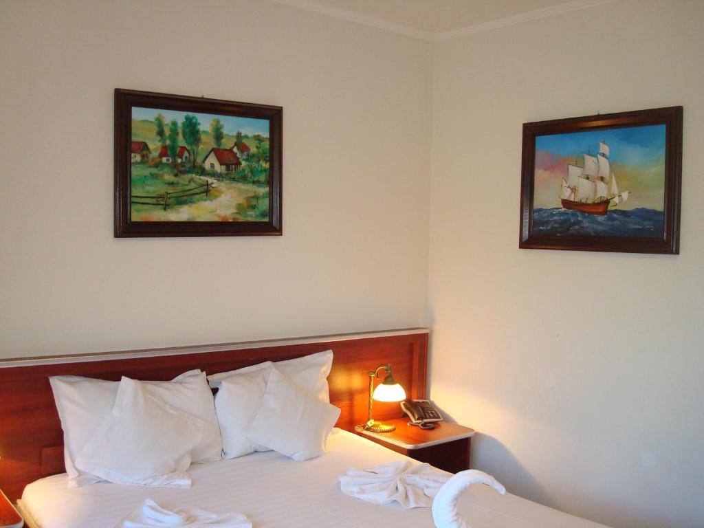 Hotel Ami Беїле-Фелікс Екстер'єр фото